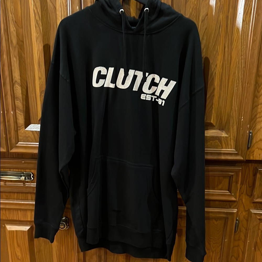 Clutch hoodie *red alert 🚨 *